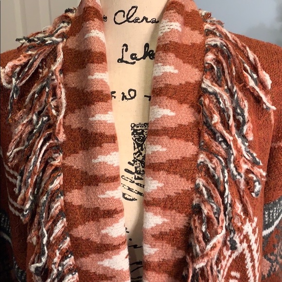 🔥 LAST 1!🔥 Boho Aztec Print Fringe Detail Cardigan - Picture 14 of 15